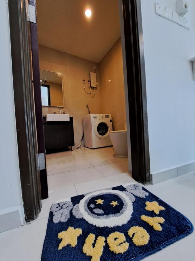 Cozy Home Country Garden At Dangabay Of Jb, Free Wifi And Streaming Johor Bahru Exterior foto